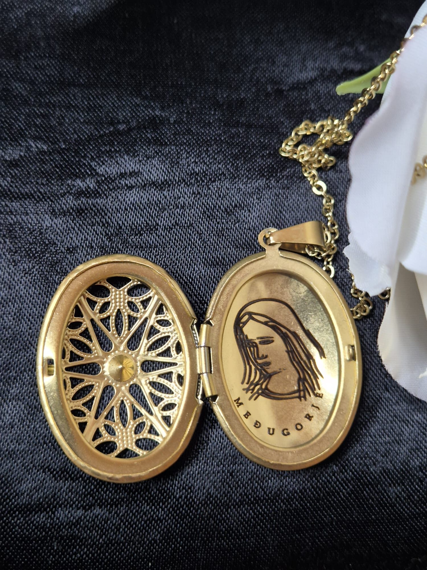 Necklace,Virgin Mary Međugorje with filigree work - Image 2