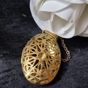 Necklace,Virgin Mary Međugorje with filigree work