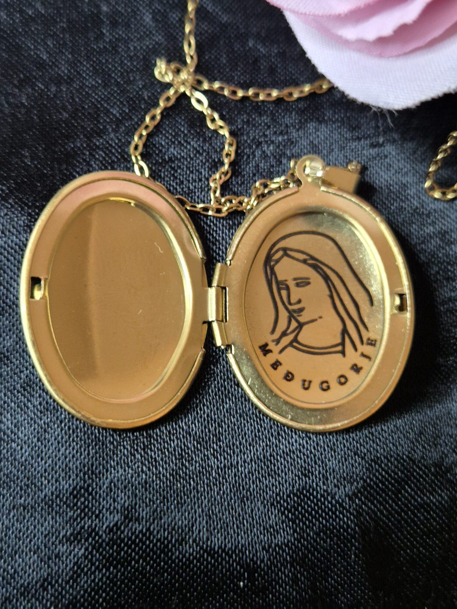 Necklace,Virgin Mary Međugorje - Image 2